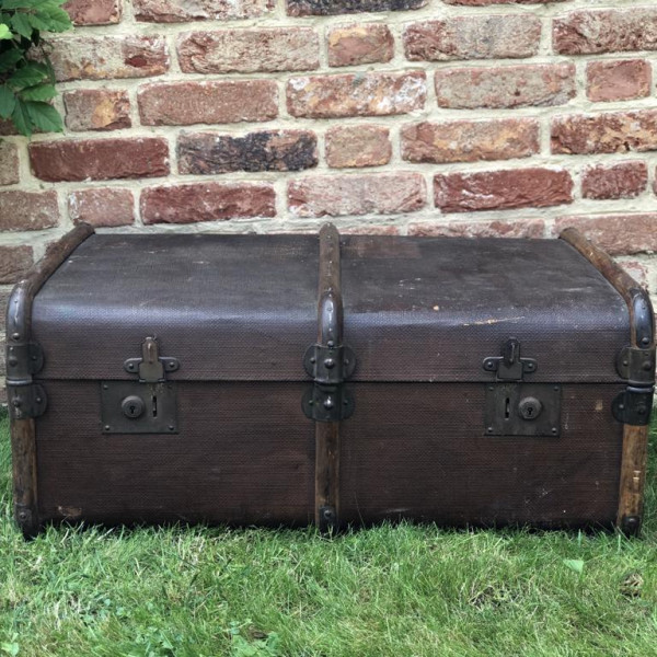 Vintage Chest Cover 1